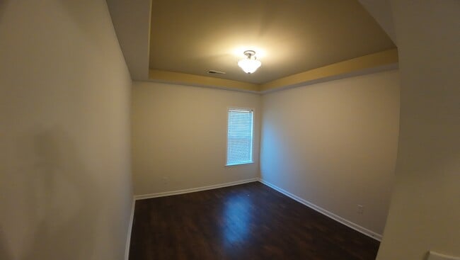 Building Photo - 135 Clear Springs Dr