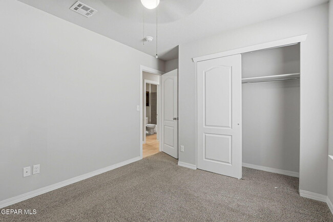 Building Photo - 14557 Firewheel Ave