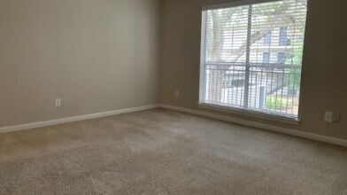 Building Photo - 7315 Brompton St