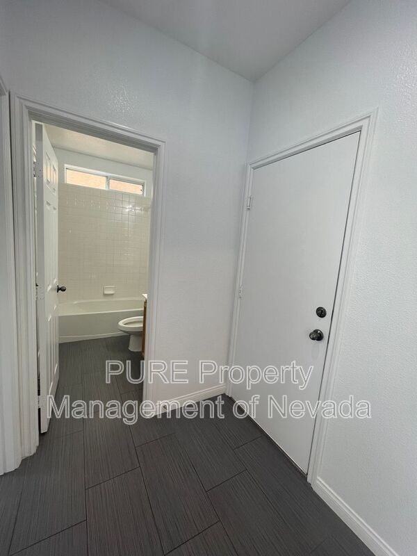 Building Photo - 7556 Alexander Hill St