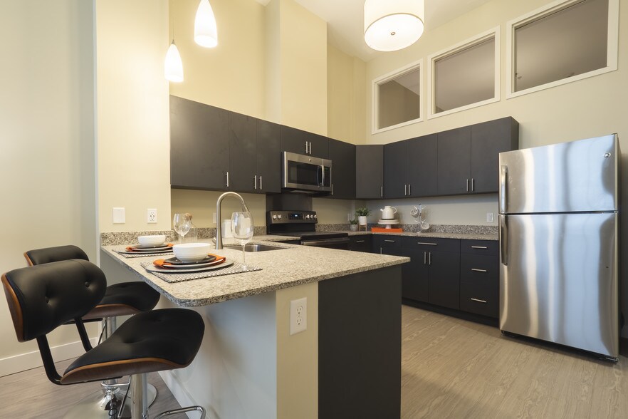 Washington Mill 240 240270 Canal St Lawrence MA 01840 Apartment Finder