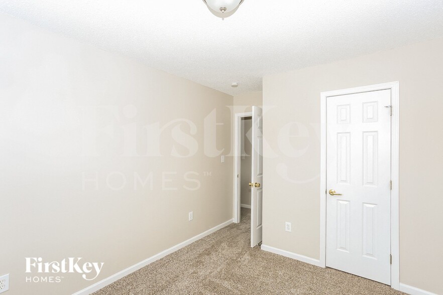 Building Photo - 178 Bradford Glyn Dr