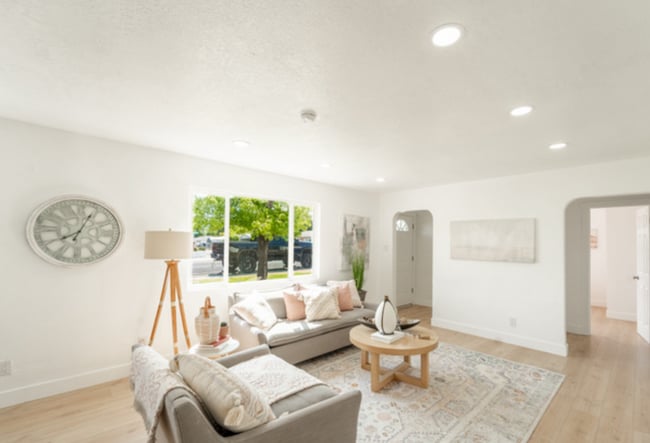 Building Photo - Quiet 3 Bed Kearns Home with Solar, Safe Neighborhood, Great Location!!!