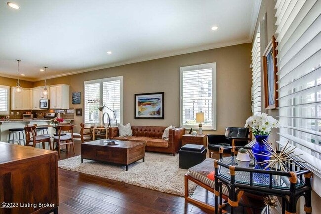 Building Photo - 6121 Mistflower Cir