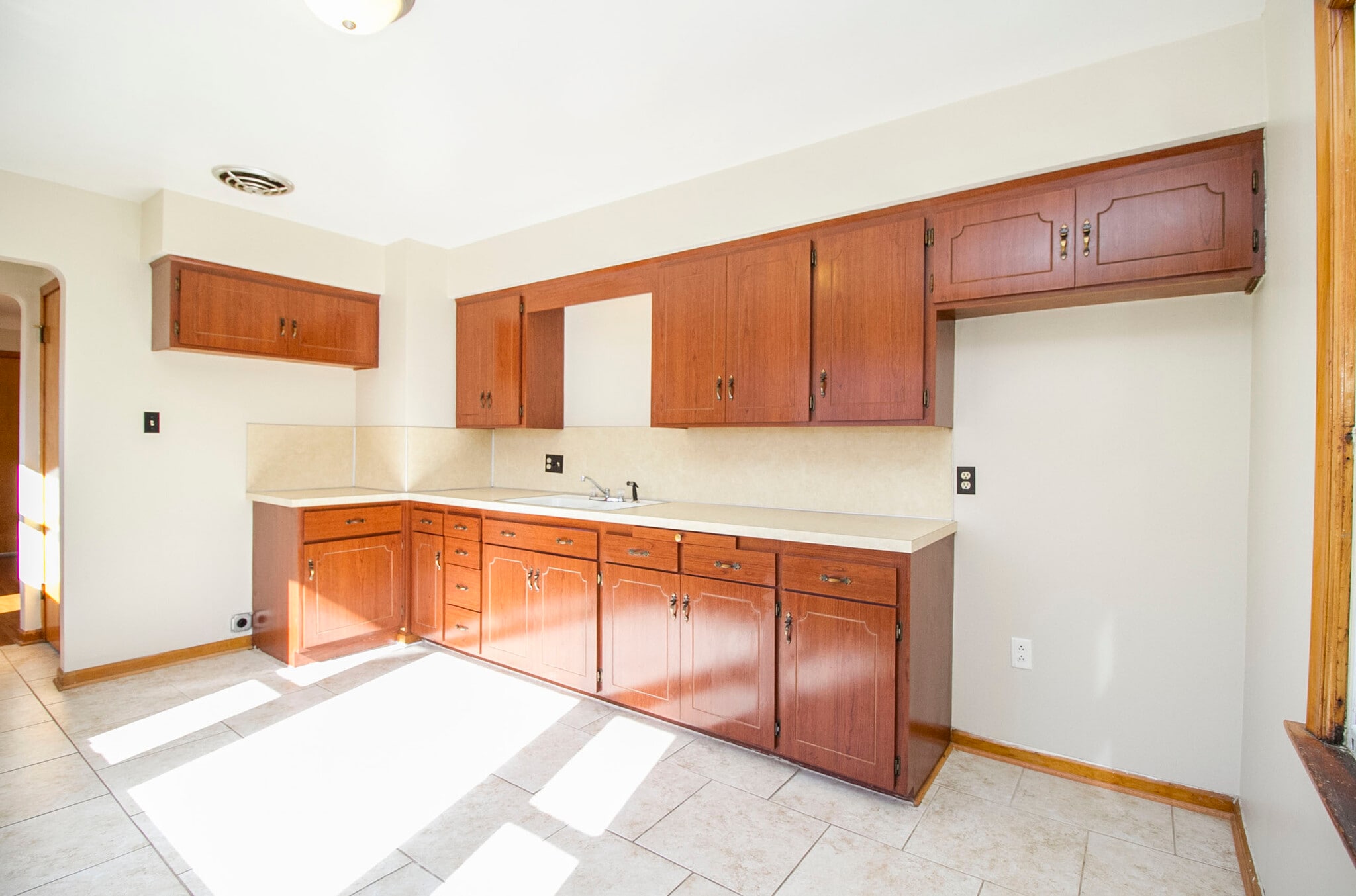 Building Photo - 2859 Boxwood Rd