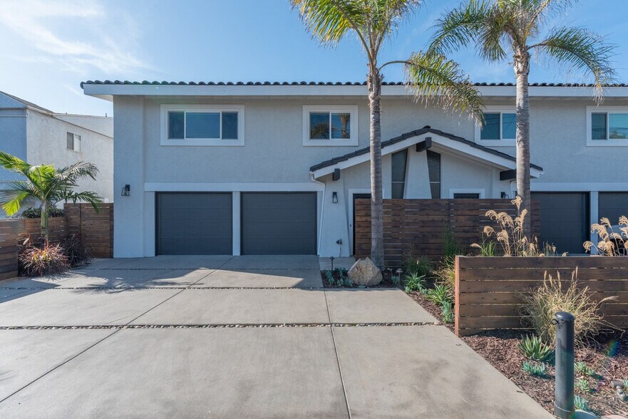 Building Photo - 1560-62 Lorraine Dr