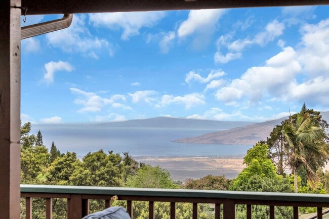 Building Photo - Kula Serenity – Flexible Long-Term Rental with Ocean & Mountain Vistas