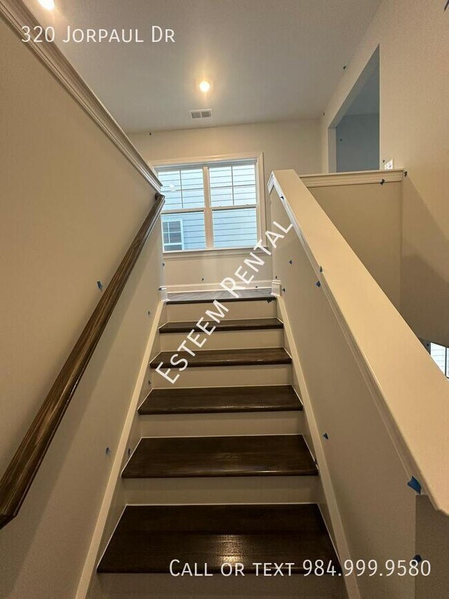 Building Photo - 320 Jorpaul Dr