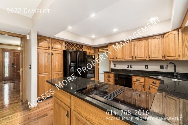 Building Photo - SPACIOUS & GRAND HOME IN PICKERINGTON!