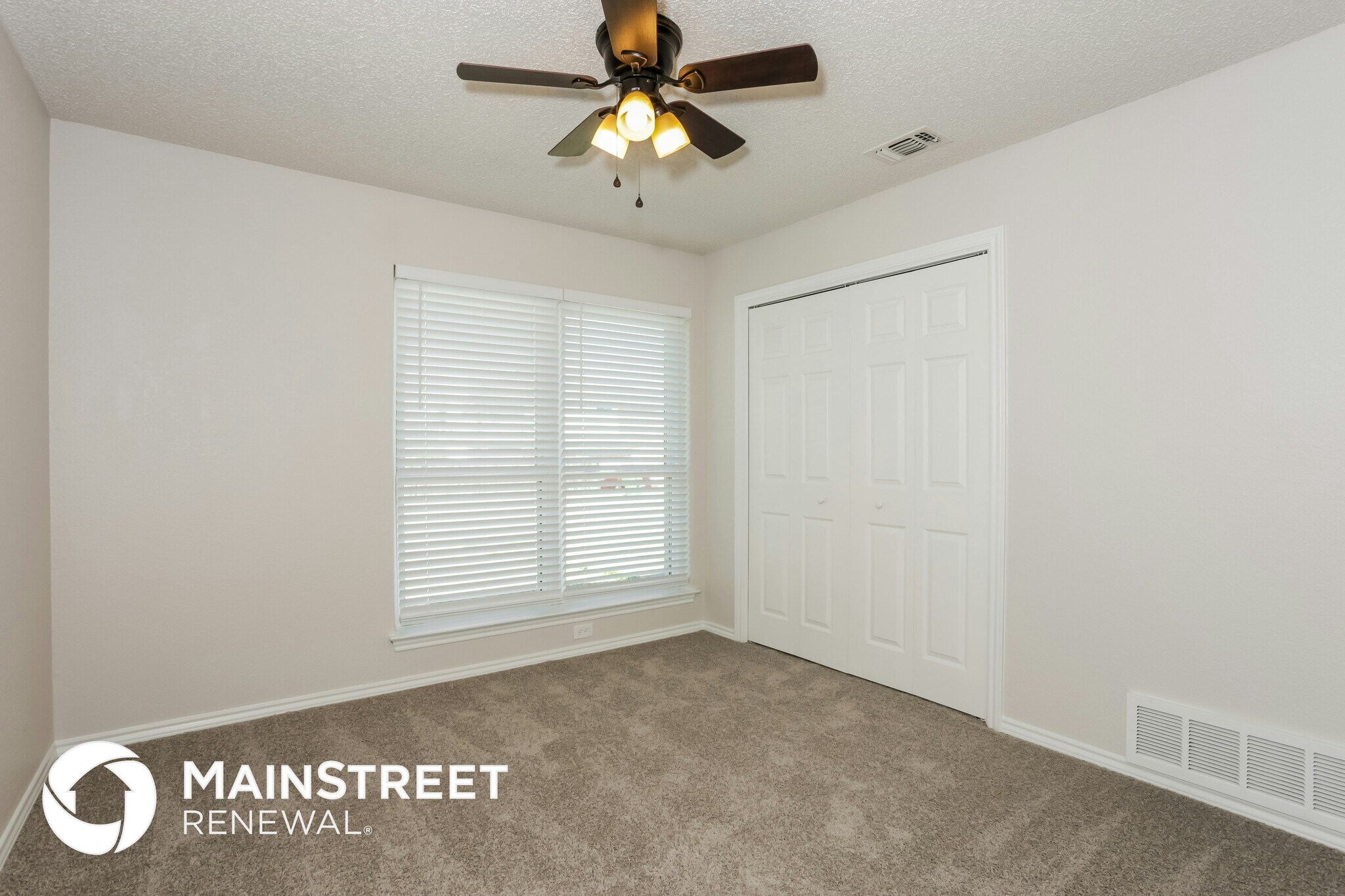 Building Photo - 1730 Lombard St