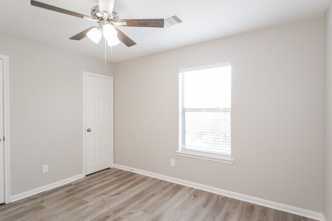 Building Photo - 20714 Tayman Oaks Dr