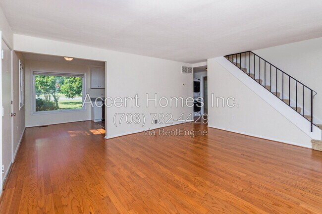 Building Photo - 5510 Trin St