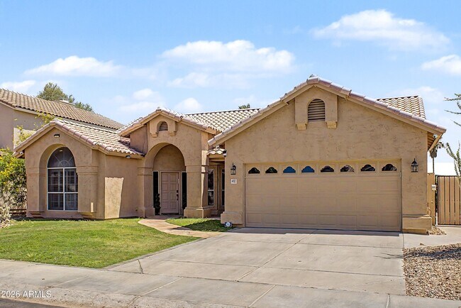 Building Photo - 6217 W Monona Dr