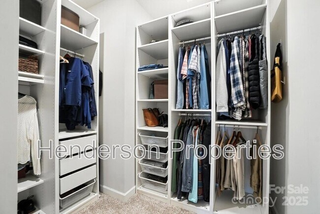 Building Photo - 3140 Seville St