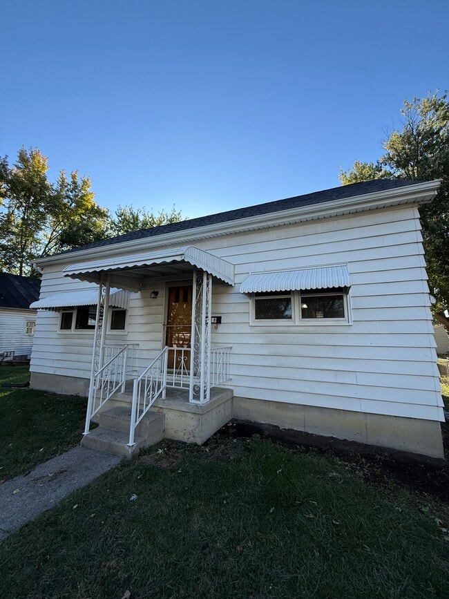 Primary Photo - 418 McKinley Ave