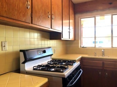 Building Photo - Central 2 Bedroom 2 Bath Home Duplex near ...