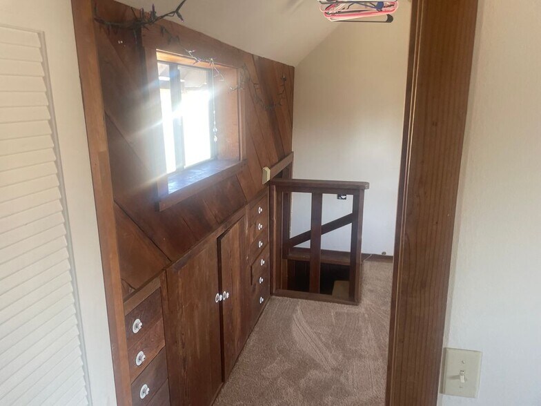 Building Photo - 315 Cypress Ave