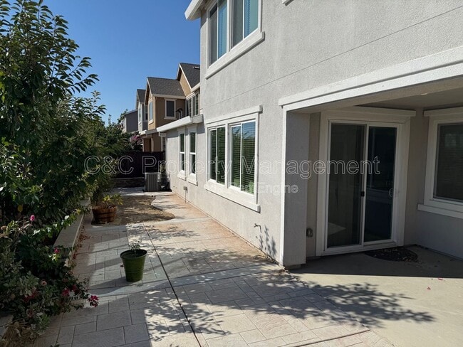 Building Photo - 1510 Barker St