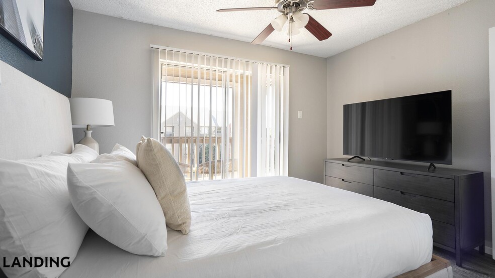 Building Photo - 130 Camino De Oro