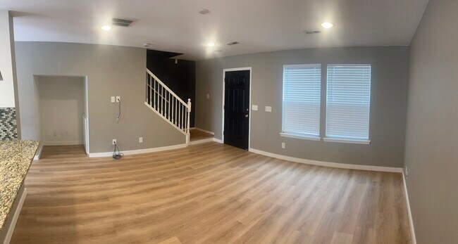 Building Photo - 10418 Forester Pl