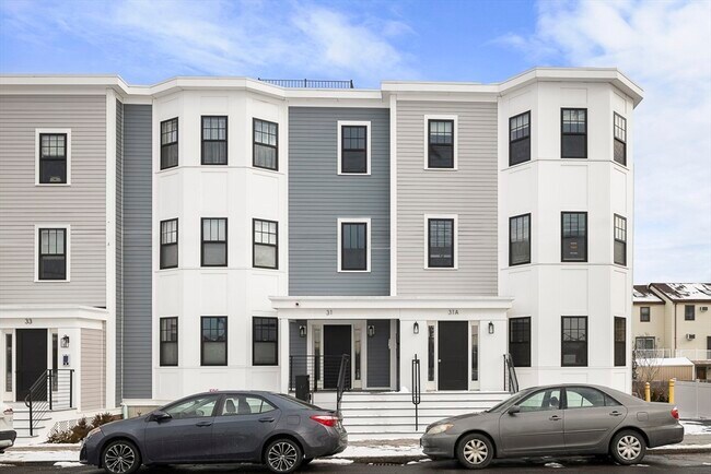 Building Photo - 31 Boardman St