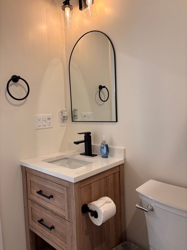 Building Photo - Brand New 2 Bedrooms 2 full baths home, AD...