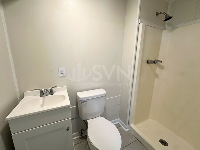 Building Photo - 5207 Azalea Cir S