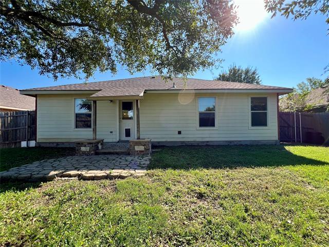 Building Photo - 2613 Plantation Dr