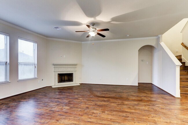 Building Photo - 19806 Amber Village Ln