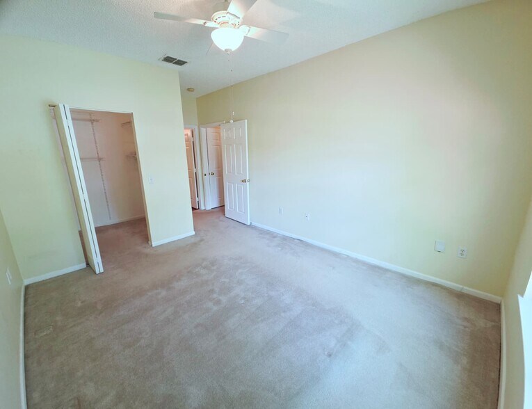 Building Photo - 2422 White Magnolia Way