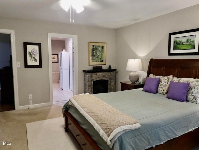Building Photo - 531 Weathersfield