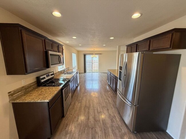 Building Photo - 4437 Creel Ave