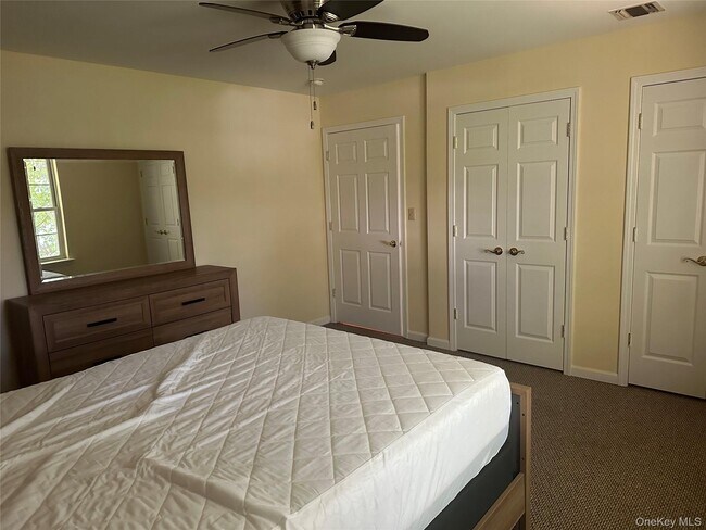 Building Photo - 105 N Montgomery St