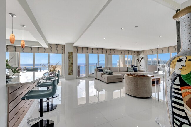 Building Photo - 4301 N Ocean Blvd