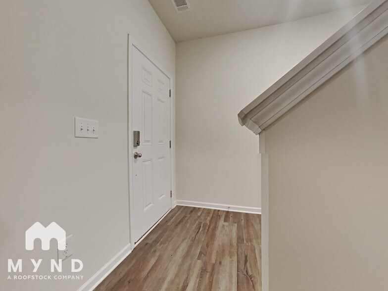 Building Photo - 6472 Mountain Home Way