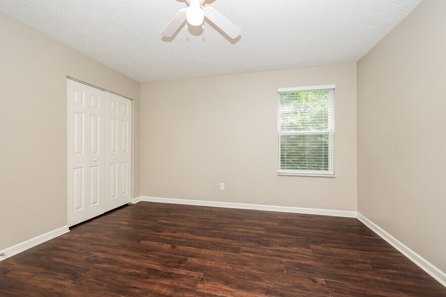Building Photo - 538 Elderberry Way