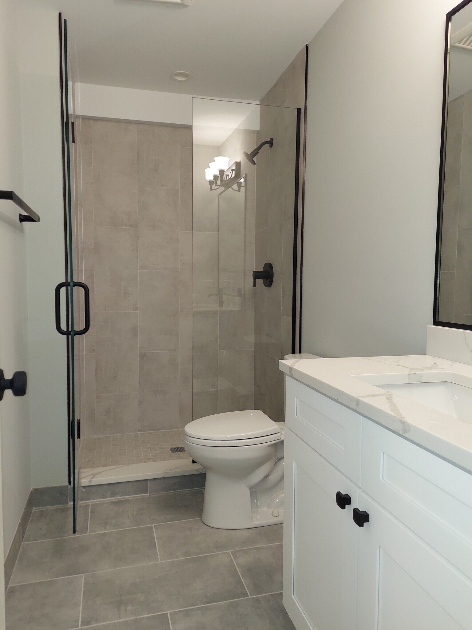 Building Photo - 4409 N Seeley Ave