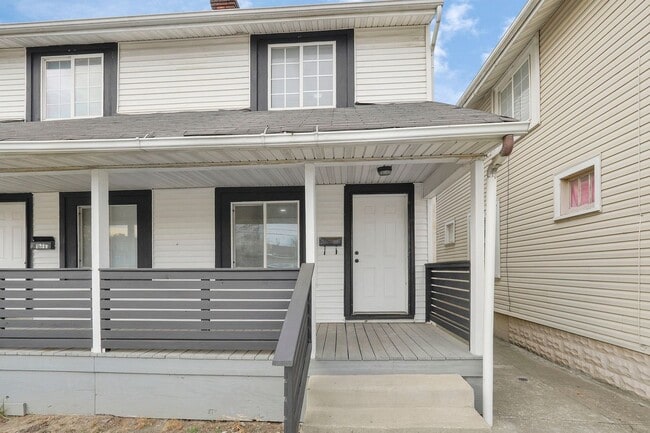 Building Photo - 1867-1869 Cleveland Ave