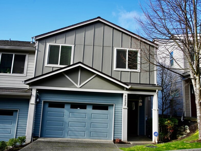 Primary Photo - 6989 134th Ct SE