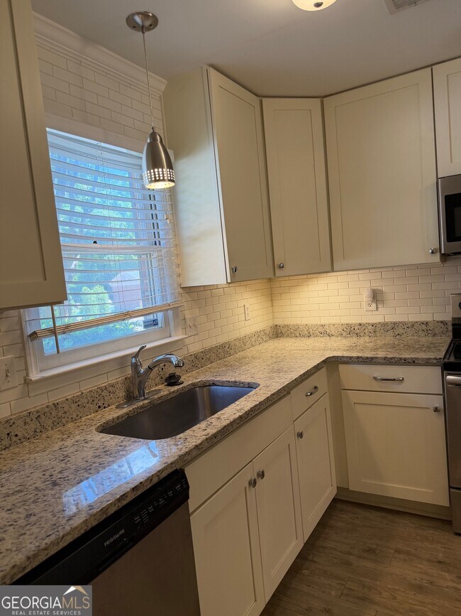 Building Photo - 2912 Webb Bridge Rd