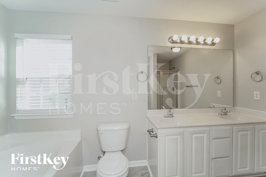 Building Photo - 11303 Joe Morrison Ln