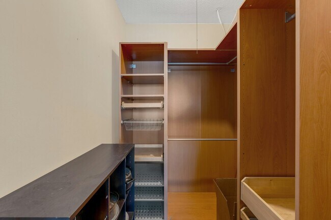 Building Photo - 7002 JFK Blvd E