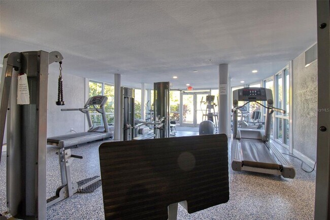 Building Photo - 3315 58th Ave S