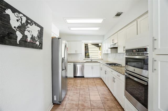 Building Photo - 419 Brooks Ln