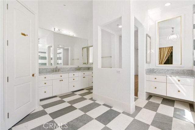 Building Photo - 2856 Eider St