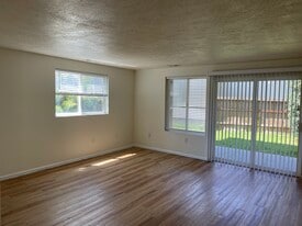 Building Photo - 8948 N Pamela St