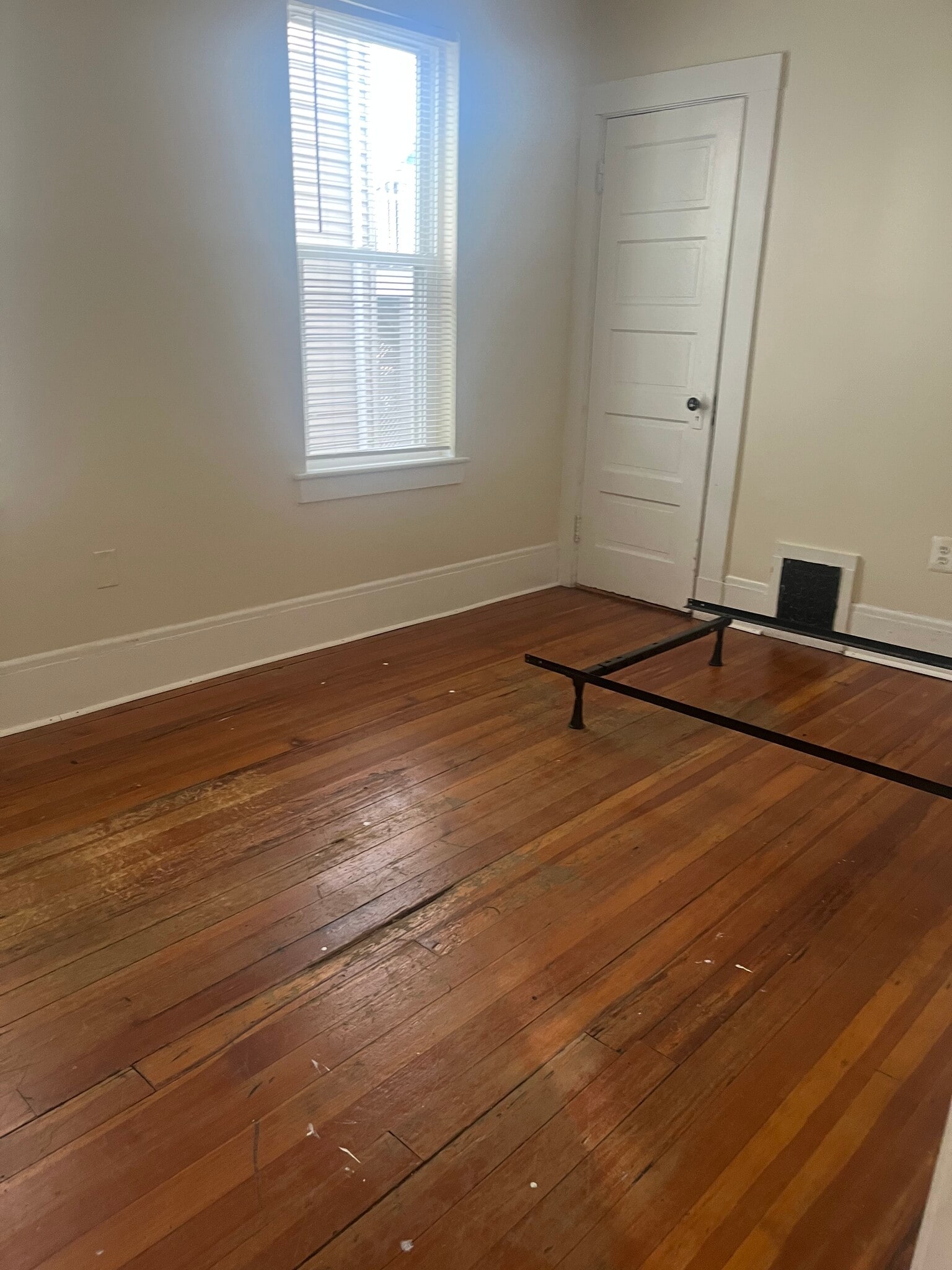 Building Photo - 51 Clark St