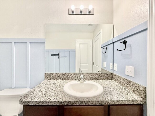 Building Photo - 17134 White Mangrove Dr