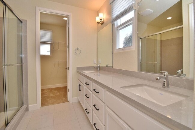 Building Photo - Beautiful 3-bedroom home in Fremont – Built in 2022!