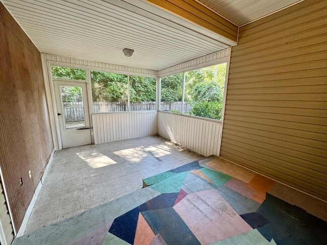 Building Photo - 12 Brandy Mill Way
